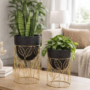 Pot de fleurs décoratif en métal, prix abordable, design créatif, moderne, simple, en métal noir, pour plantes d'intérieur et d'extérieur - Product Image 1