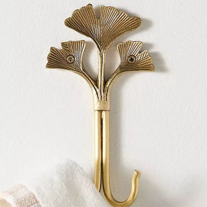 ตะขอแขวนผนังอะลูมิเนียมหล่อขึ้นรูป ดีไซน์ทันสมัย สำหรับจัดระเบียบพื้นที่อยู่อาศัย ให้การจัดเก็บที่สวยงามและใช้งานได้จริง - Product Image 1