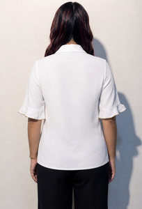 Chemise décontractée pour femme de qualité supérieure avec col et tissu doux pour un confort et un style tout au long de la journée Achetez directement auprès du fournisseur - Product Image 2