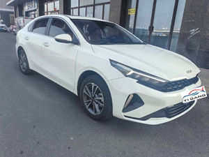 Kia K3 2023 la plus vendue, berline de luxe 5 places, nouvelle <span class=keywords><strong>voiture</strong></span> à essence légère automatique <span class=keywords><strong>d</strong></span>'<span class=keywords><strong>occasion</strong></span> - Product Image 1