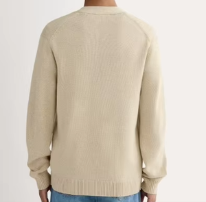Suéter Cárdigan Básico de Punto para Hombre, Estilo Old Money, Cuello en V, Bordado Otoñal, Lana Fina de Alta Calidad - Product Image 3