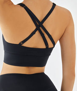 Conjunto de Yoga para Mujer 2026: Sujetador Deportivo y Pantalones Cortos, Venta Caliente, MOQ Bajo, Diseño Liso, Tallas Grandes, Ropa Deportiva de Moda - Product Image 6