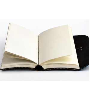Diario de Cuero Genuino Pintado a Mano, Cuaderno Vintage con Arte Floral Azul, Doble Cierre Metálico, Cordón de Cuero, Tapa Dura, 8x6 Pulgadas - Product Image 4