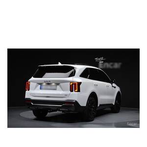 Kia Sorento HEV 1.6 2WD 2024, 19,727 km, Volante a la Izquierda, Caja de Cambios Automática, Asientos de Cuero - Product Image 2