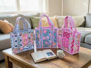 Sac fourre-tout bohème en tissu non tissé matelassé en coton avec broderie florale et fermeture ouverte pour le shopping - Product Image 6