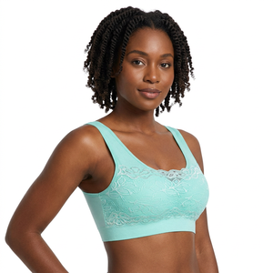 Soutien-gorge de sport vert menthe pour femme avec dentelle florale, maintien moyen, respirant, en Spandex et Polyester - Product Image 2
