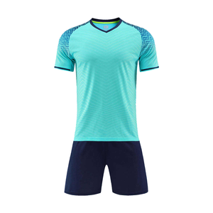 เสื้อฟุตบอลแบบสั่งทำ OEM ขายดีที่สุด ผ้าโพลีเอสเตอร์ 100% ระบายอากาศ แห้งเร็ว คอกลม ชุดยูนิฟอร์มผู้ชาย แขนสั้น - Product Image 3