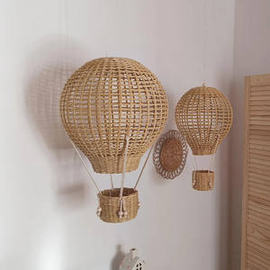 Juego de 3 globos aerostáticos de ratán para colgar, decoración para habitación infantil, hechos en Vietnam, con precio de mayoreo. - Product Image 6