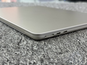 MacBook Pro 2023 de 14 Pulgadas, M3, 16GB/512GB SSD, Portátil de Segunda Mano, Pantalla de 120Hz, GPU Integrada, 11 Horas de Autonomía, Plata/Gris Espacial 1 - Product Image 5