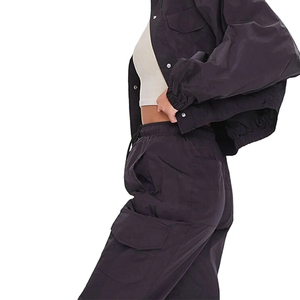 Ensemble pantalon cargo noir pour homme, veste à col montant, couleur unie, coupe-vent décontracté d'hiver, personnalisable, tissu non tissé respirant - Product Image 5
