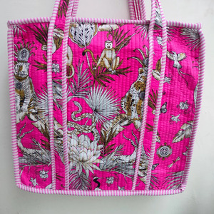 Bolso Tote de Algodón Floral Acolchado Hecho a Mano con Cierre de Cremallera, de Alta Calidad y Transpirable, Bolso de Hombro de Viaje para Mujer - Product Image 5