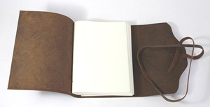 Carnet de notes personnalisé en cuir rigide – Journal de gratitude pour les voyages et la promotion d'entreprise - Product Image 3