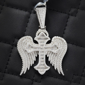 Pendentif Croix Ailes d'Ange Plaqué Argent 925 avec Diamants Moissanite, Breloque Religieuse Hip Hop, Bijou Unisexe Tendance, Cadeau - Product Image 1
