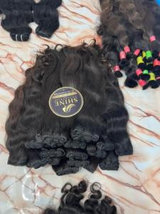 Proveedores Mayoristas de Cabello Indio Virgen de Doble Trama, Textura Suave, Cabello Humano Remy Premium para Exportación y Venta Global - Product Image 3