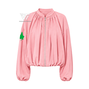 ขายส่งกรีกอัลฟ่า |   คาปา |   อัลฟ่า |   เสื้อเชิ้ตผู้หญิงปักลาย AKA Sorority ทรงโอเวอร์ไซส์ จับจีบ พร้อมแขนพอง - Product Image 1