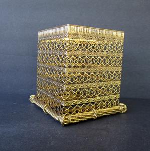 Porte-mouchoirs en métal doré orné de filigrane, boîte à serviettes décorative en forme de panier, idéal pour la cuisine et la table de chevet - Product Image 3