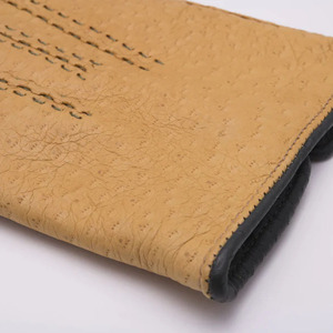 Gants thermiques en peau de mouton pour femme, couleur beige, doux, à doigts complets, hiver, écologiques, faits main, mode extérieure, fête, classiques, à boutons-pression - Product Image 1