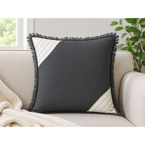 Housse de coussin en lin de qualité supérieure avec bordure à franges et patch d'angle contrastant noir |   Coussin carré décoratif pour canapé et maison - Product Image 4