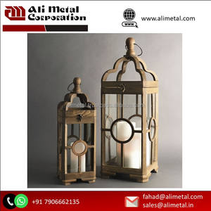 Cast a Warm Glow Linterna de madera con compartimento Hecho a mano para el jardín del hogar y la decoración de la boda y personalizable - Product Image 3