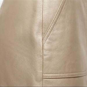 Jupe crayon mini en similicuir taille haute pour femme avec fermeture éclair sur le devant, couleur unie, design minimaliste, à porter toute l'année - Product Image 5