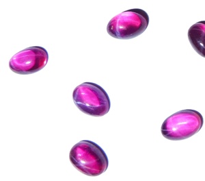 Rubis étoilé transparent ovale 4x6 mm 0,5 carat, cabochon poli créé en laboratoire avec effet étoile à 6 branches pour la fabrication de bijoux - Product Image 4