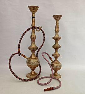 Chicha classique en laiton avec tuyau décoratif et motif gravé complexe pour fumer le shisha - Product Image 1