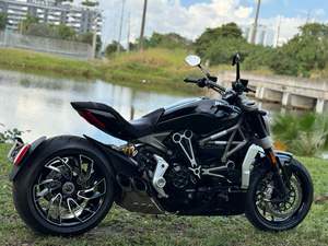 Ducati XDiavel S 2017 Usada en Venta - Product Image 2