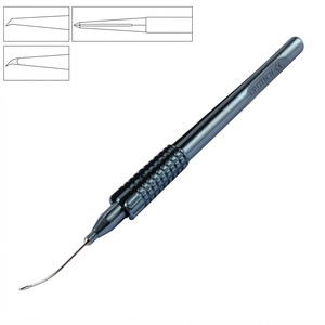 Instruments microchirurgicaux ophtalmiques OPTITECH HEALTHCARE, ciseaux pour IOL 18g - 20 mm, manche courbé - lames aiguisées - certifiés CE - médicaux - Product Image 4