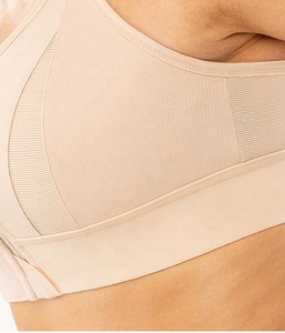 Sujetador deportivo beige para mujer con cremallera frontal y tirantes ajustables, diseño transpirable de alta sujeción - Product Image 3