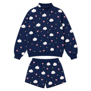 ชุดเซ็ตเสื้อสเวตเชิ้ตและกางเกงขาสั้นลำลองสำหรับผู้หญิง ดีไซน์ลายการ์ตูนน่ารัก สวมใส่สบาย ทรงโอเวอร์ไซส์ แฟชั่นเก๋ไก๋ สามารถสั่งทำได้ - Product Image 1