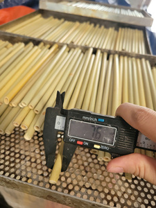 Pailles en herbe naturelle du Vietnam, pailles à boire faites à la main pour jus, café, smoothies, cocktails, cafés et fournitures hôtelières - Product Image 5