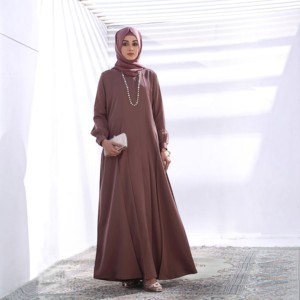 Robe longue modeste pour femmes, couleur unie, col rond, manches longues, en polyester, style Moyen-Orient, pour un usage quotidien - Product Image 2