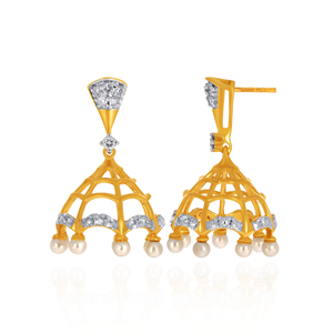 Boucles d'oreilles élégantes en or avec pierres blanches étincelantes, design en dôme ajouré et bijoux en perles pour femmes - Product Image 3