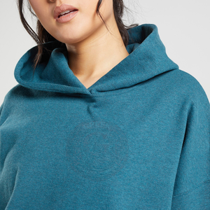 Sweat à capuche oversize contemporain pour femme en molleton brossé de qualité supérieure, idéal pour un style de vie moderne et les activités de plein air - Product Image 6
