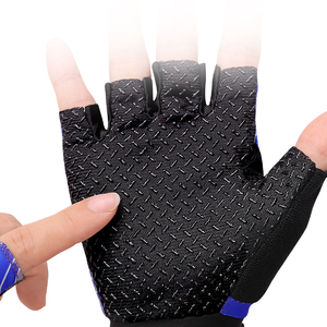 Gants de vélo personnalisés pour le cyclisme urbain, la course et les loisirs en plein air avec rembourrage respirant, production OEM sous marque privée - Product Image 5
