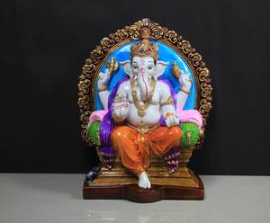 Statue de Ganesh assis multicolore en résine artisanale Nirmala, figurine Ganpati pour la décoration de la maison et du temple - Product Image 1