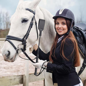 Fouet d'entraînement pour chevaux, très demandé, conçu pour des séances d'entraînement de contrôle du cavalier à réponse cohérente et pour une utilisation sportive équestre. - Product Image 5