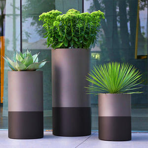 Macetas de Metal con Acabado Bronce Antiguo, Estilo Victoriano, Macetas Grandes de Acero Inoxidable para Decoración de Porche, Entrada y Jardín - Product Image 2