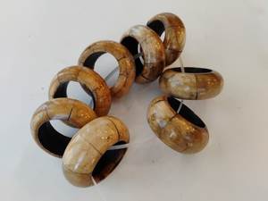 แหวนรองผ้าเช็ดปากดีไซน์พรีเมียม แหวนรองผ้าเช็ดปากฝังกระดูก ที่ใส่ผ้าเช็ดปากกระดูก ใช้สำหรับโต๊ะอาหาร ราคาขายส่งจากโรงงาน - Product Image 1