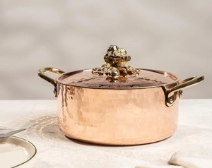 Olla de Cobre con Tapa, Acabado Martillado, Asas de Acero Inoxidable, Diseño Vintage, Apta para Horno, Solo Lavar a Mano, Olla para Cocinar - Product Image 1