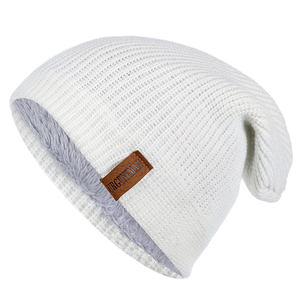 Gorro de Punto Unisex en Oferta, Gorros de Diseño Personalizado con Logotipo, Gorro de Jacquard Hecho a Medida, Disponible para Uso en Invierno, Alta Calidad - Product Image 6