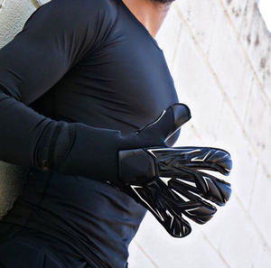 ถุงมือผู้รักษาประตูเด็กแบบปรับได้ ถุงมือโกลเด็กแบบกำหนดเองได้ ทนทาน ระบายอากาศได้ดี ทำจากยางลาเท็กซ์ สำหรับกีฬากลางแจ้ง - Product Image 5