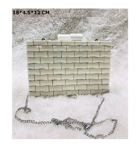 Sac à main en acrylique pour femmes, décoration de perles, pochette en résine pour soirées, mariages, anniversaires, spectacles de mariée - Product Image 2