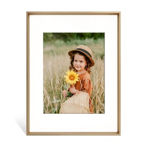 Cadre photo en métal doré de luxe, cadre photo en aluminium pour affichage mural ou sur table, décoration de la maison, cadre photo de mariage ou de famille - Product Image 2