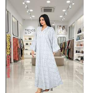 Tendances 2026 par CP : Robe Jalabiya Traditionnelle Modeste Longueur Cheville en Polyester, Service ODM, Manches Plissées Larges et Col Brodé - Product Image 3