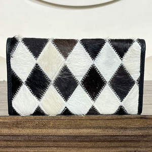 Portefeuilles longs pour femmes en cuir de vachette véritable de luxe, patchwork, faits à la main, motif diamant, fourrure, avec poche zippée - Product Image 5