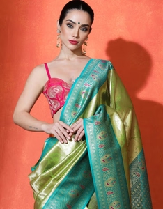 KV <b>Green</b> <b>Silk</b> Woven Saree With Unstitched Blouse - Product Image 3