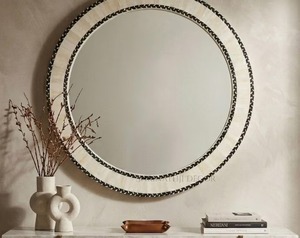 Miroir mural décoratif moderne fait main avec incrustations de os colorées fantaisie, à prix raisonnable, de la gamme Hanging Mirror - Product Image 2