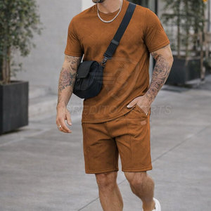 Ensemble short et t-shirt pour homme, design personnalisé respirant, design cool, coupe confortable - Product Image 2