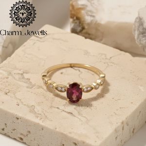 Bague de fiançailles classique pour femme Charm_Jewells en or 18 carats plaqué or, sertie de moissanite ovale, certifiée IGI, 3g - Product Image 1
